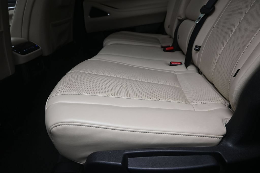 Used 2022 INFINITI QX60 Luxe w/ Performance Audio Package FWD image 16