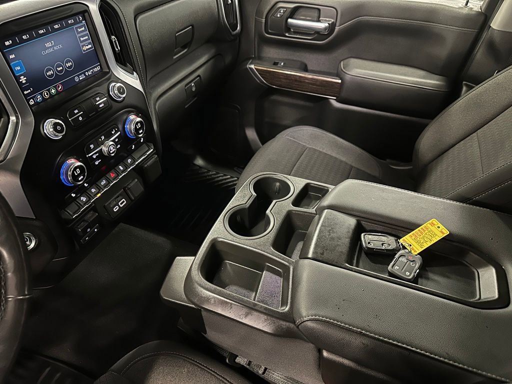 Used 2020 GMC Sierra 1500 SLE w/ X31 Off-Road Package AWD/4WD image 18