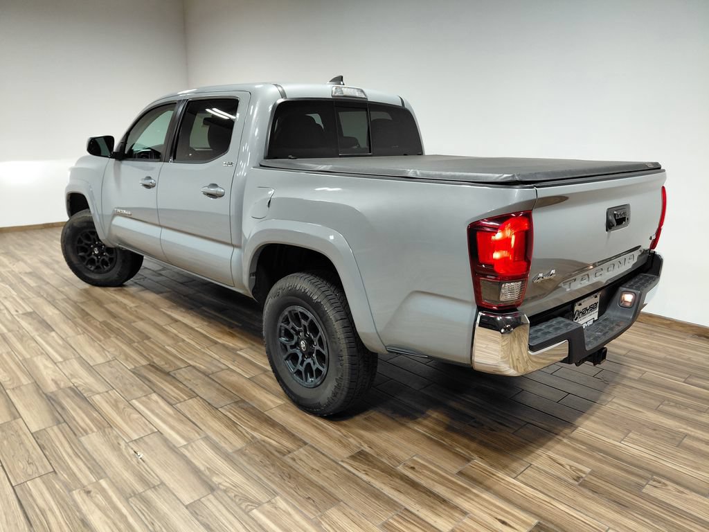 Used 2019 Toyota Tacoma SR5 AWD/4WD image 15