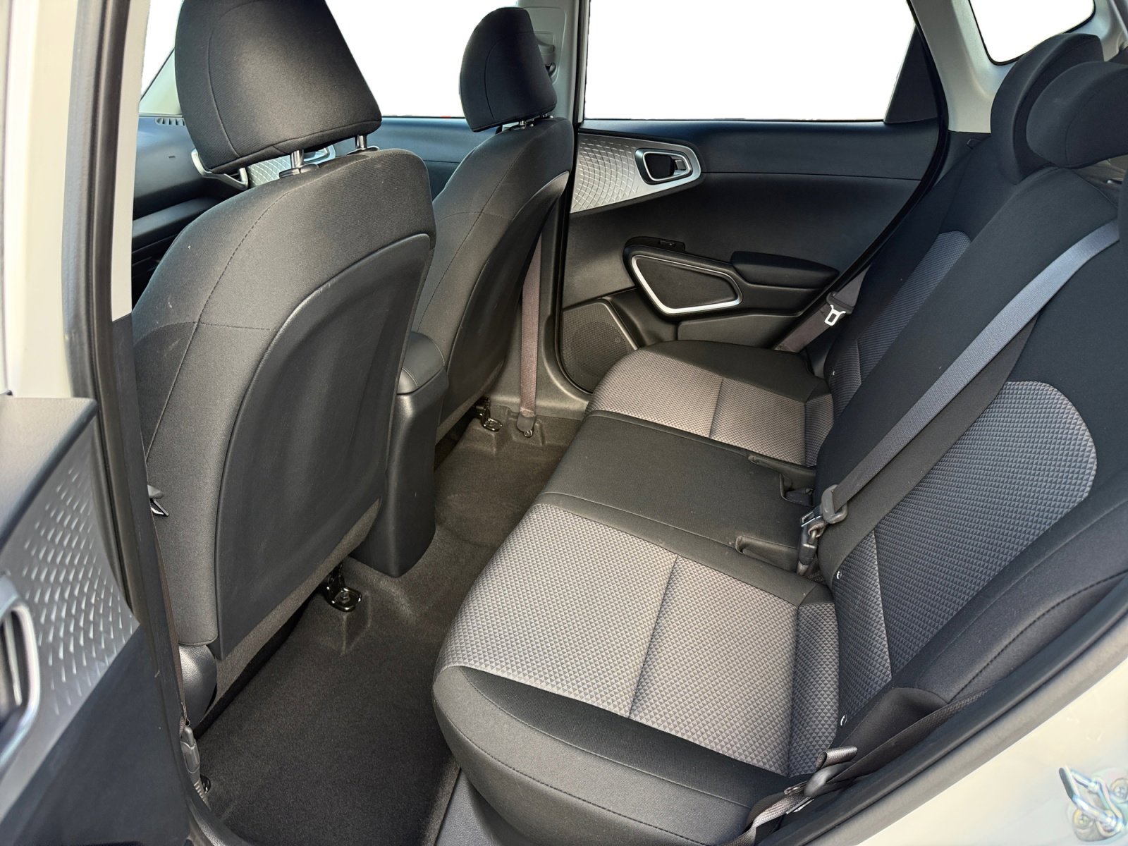 Certified 2025 Kia Soul LX image 16