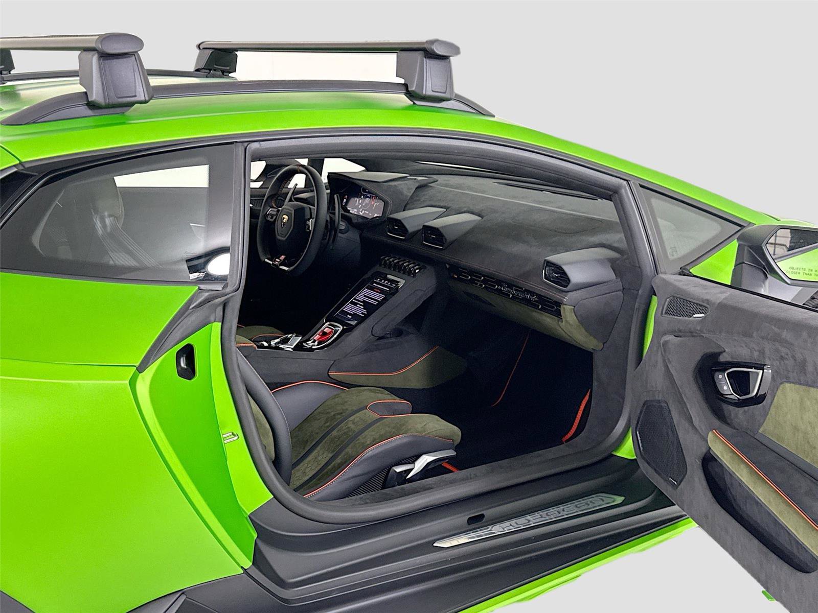 Used 2024 Lamborghini Huracan Sterrato AWD/4WD image 24