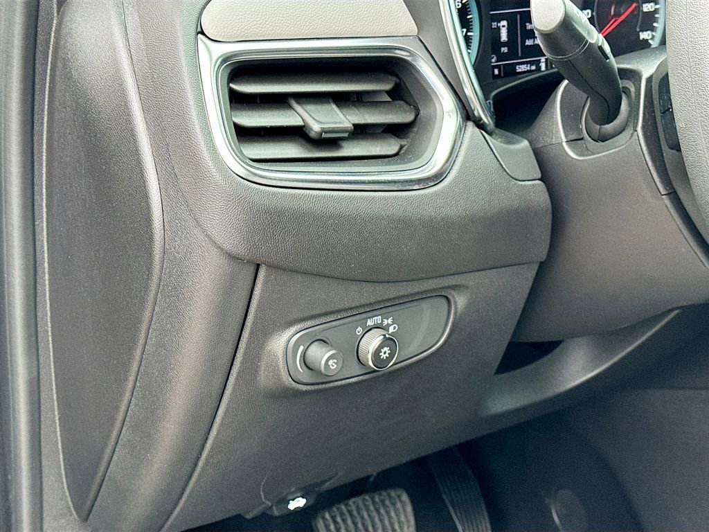 Used 2023 Chevrolet Equinox LS image 11