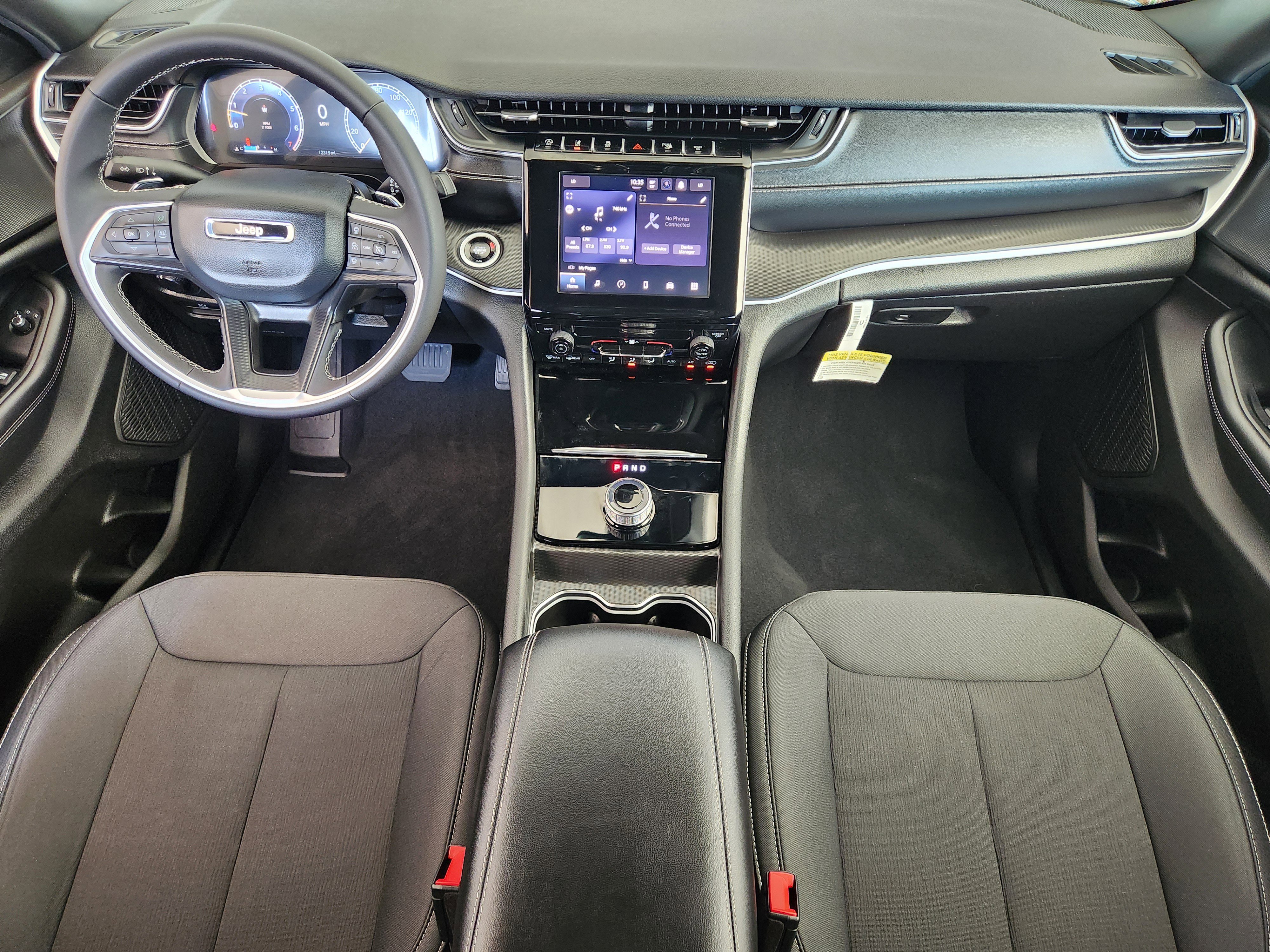 Used 2025 Jeep Grand Cherokee Laredo X image 27