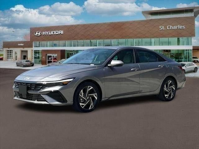 New 2025 Hyundai Elantra Limited FWD image 2