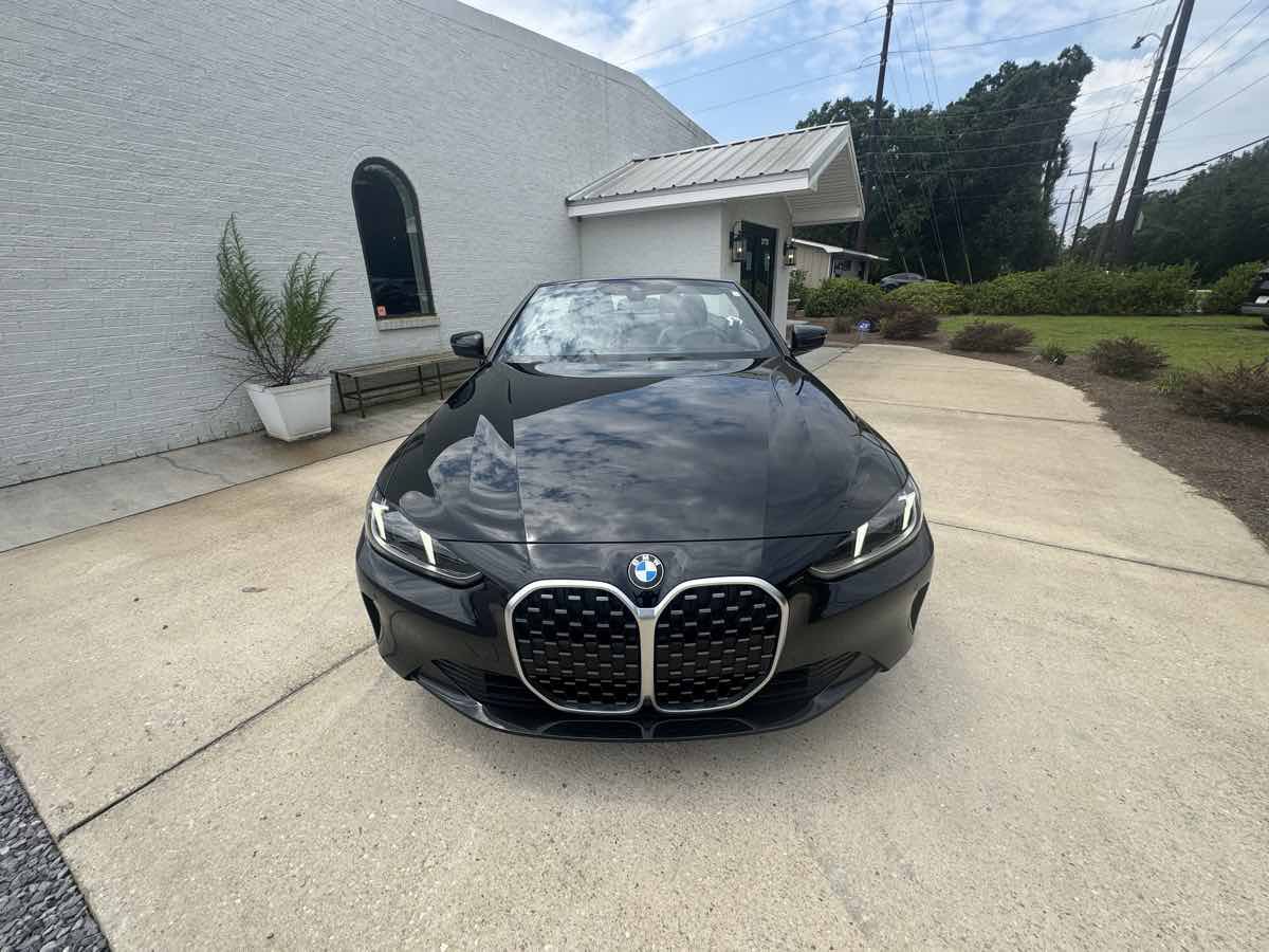 Used 2025 BMW 430i Convertible w/ Premium Package RWD image 3