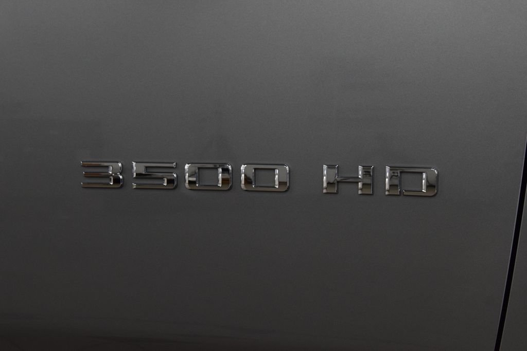 Used 2025 Chevrolet Silverado 3500 LTZ w/ LTZ Premium Package AWD/4WD image 18