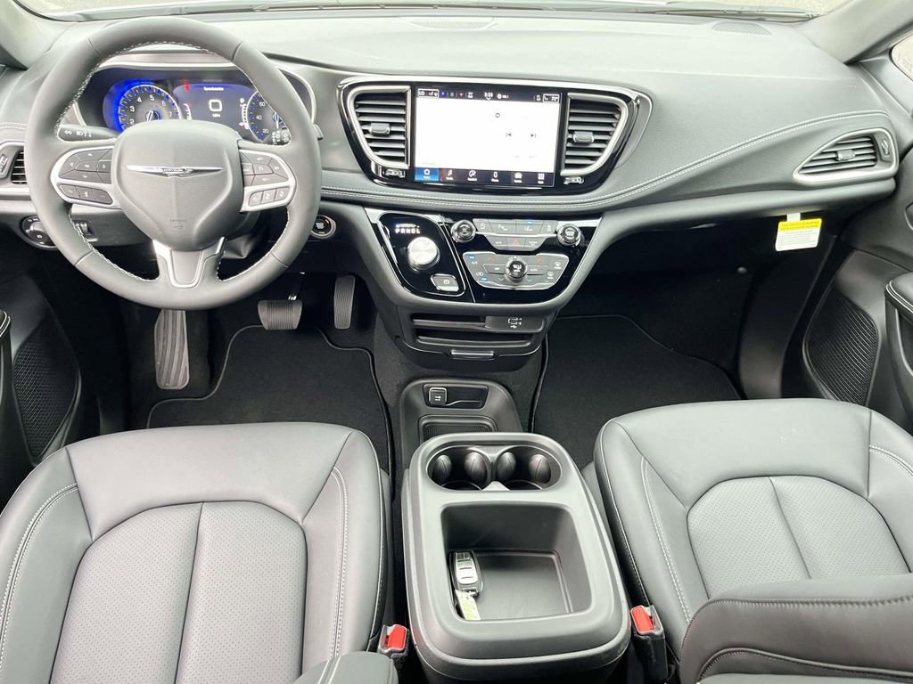 New 2026 Chrysler Pacifica Select image 25