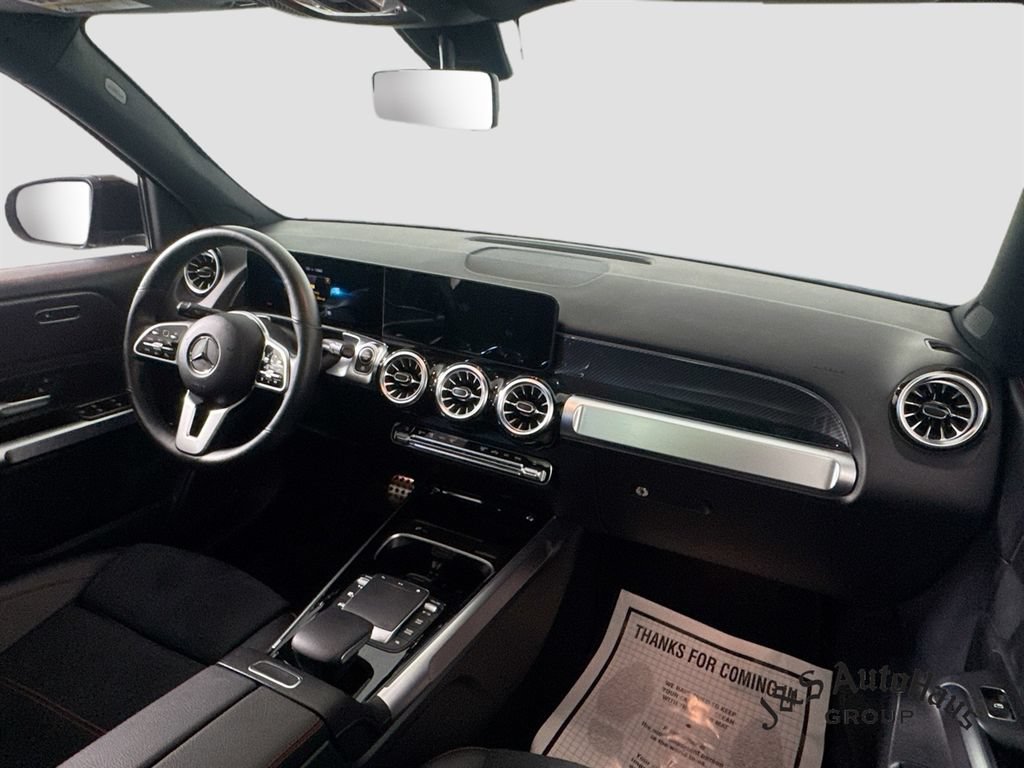 Used 2022 Mercedes-Benz GLB 250 4MATIC image 30