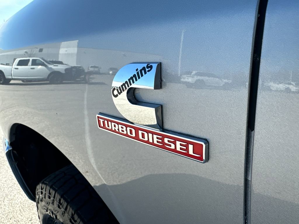 Used 2024 RAM 3500 Tradesman w/ Chrome Appearance Group image 39
