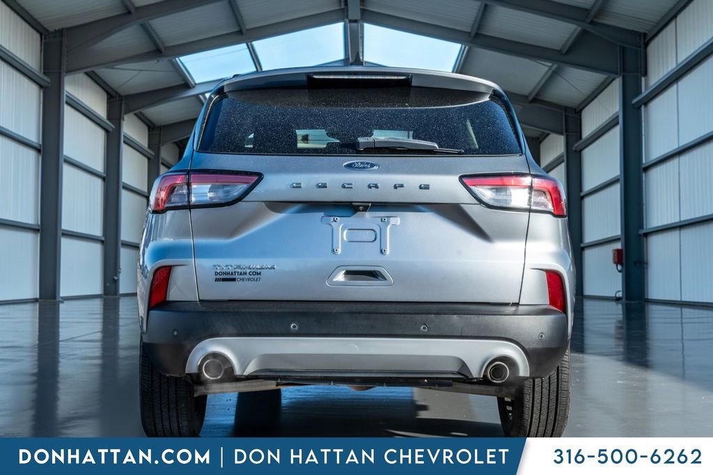 Used 2021 Ford Escape Titanium image 31