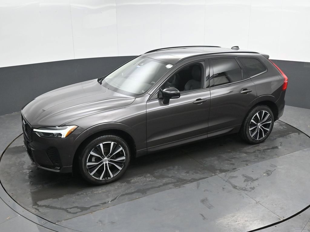 Certified 2023 Volvo XC60 B5 Plus w/ Climate Package AWD/4WD image 39
