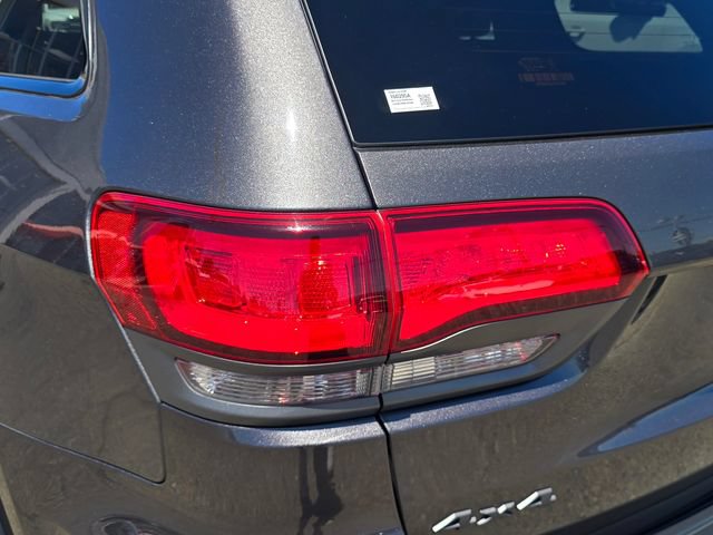Used 2017 Jeep Grand Cherokee Trailhawk w/ Trailhawk Luxury Group AWD/4WD image 28