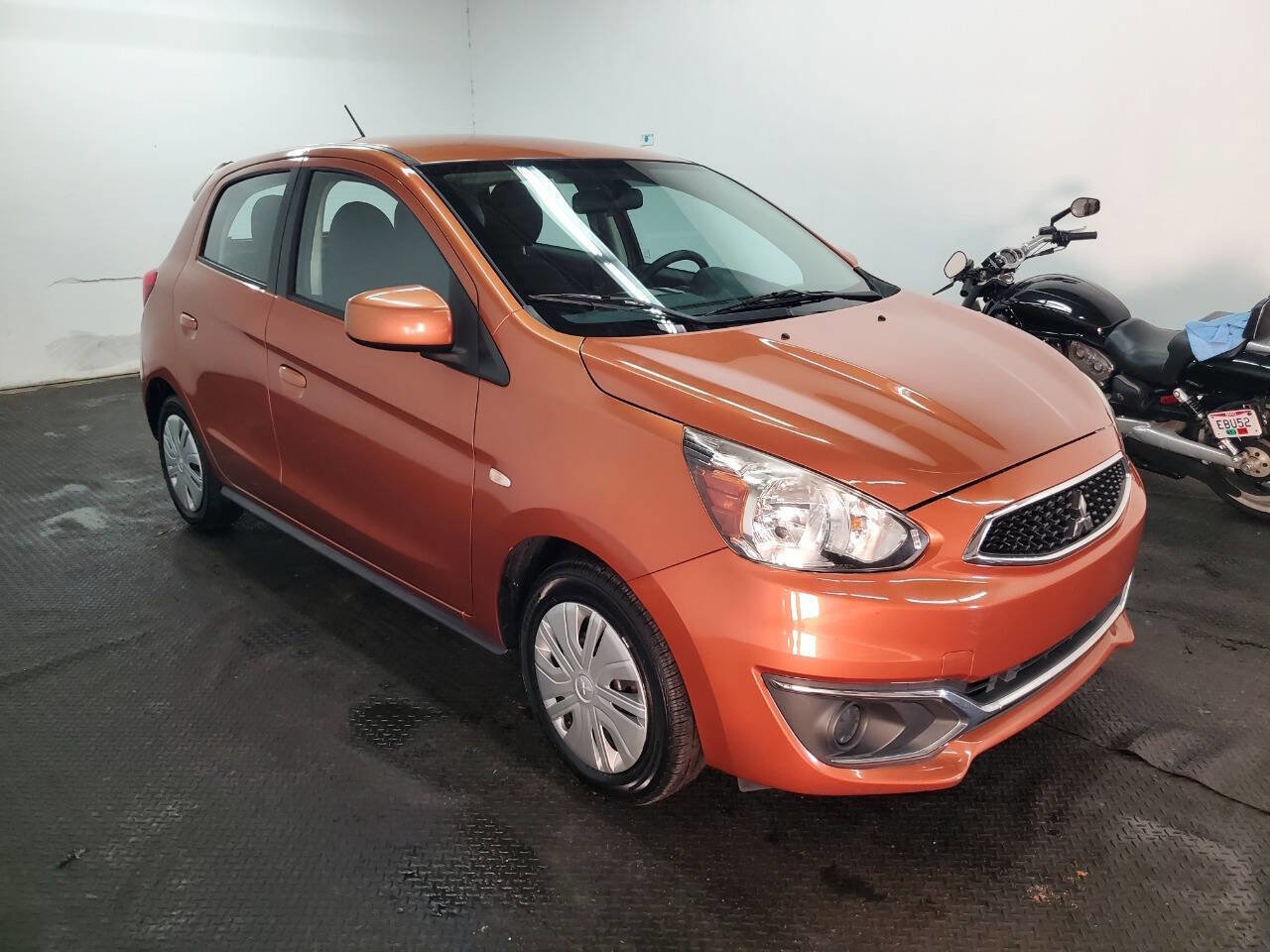 Used 2017 Mitsubishi Mirage ES image 3