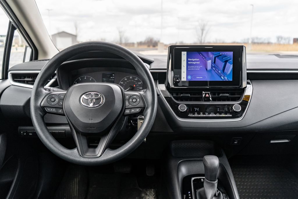 Used 2024 Toyota Corolla LE image 15