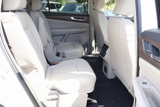 New 2026 Volkswagen Atlas SEL Premium R-Line image 17