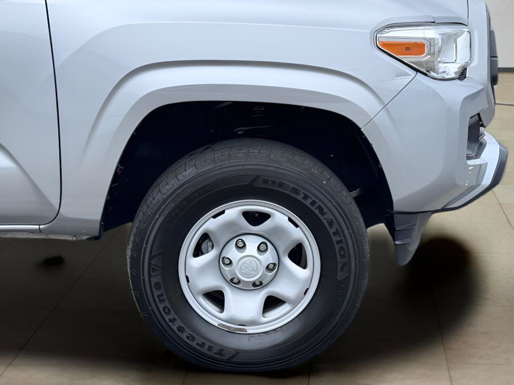 Used 2022 Toyota Tacoma SR w/ SR Convenience Package image 38