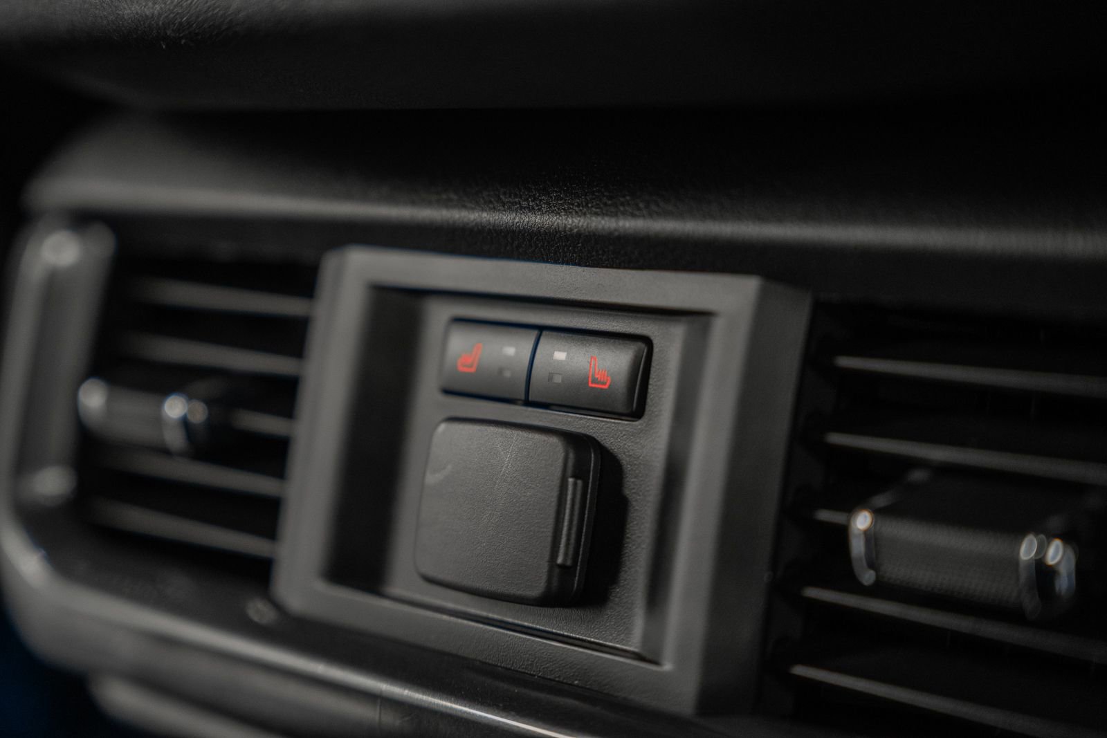 Certified 2023 Ford F150 Lariat w/ Equipment Group 502A High image 44