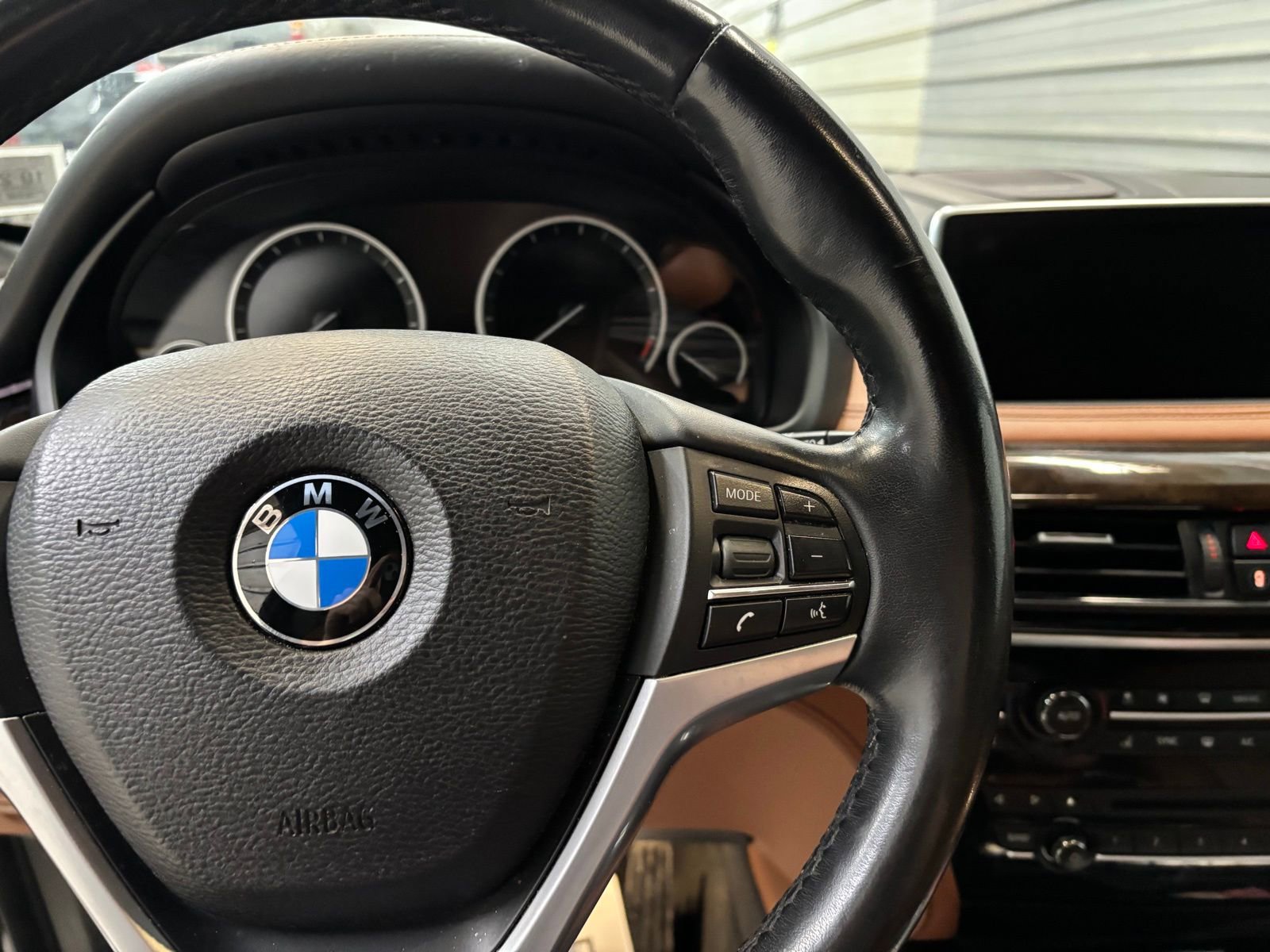 Used 2017 BMW X5 xDrive50i image 15