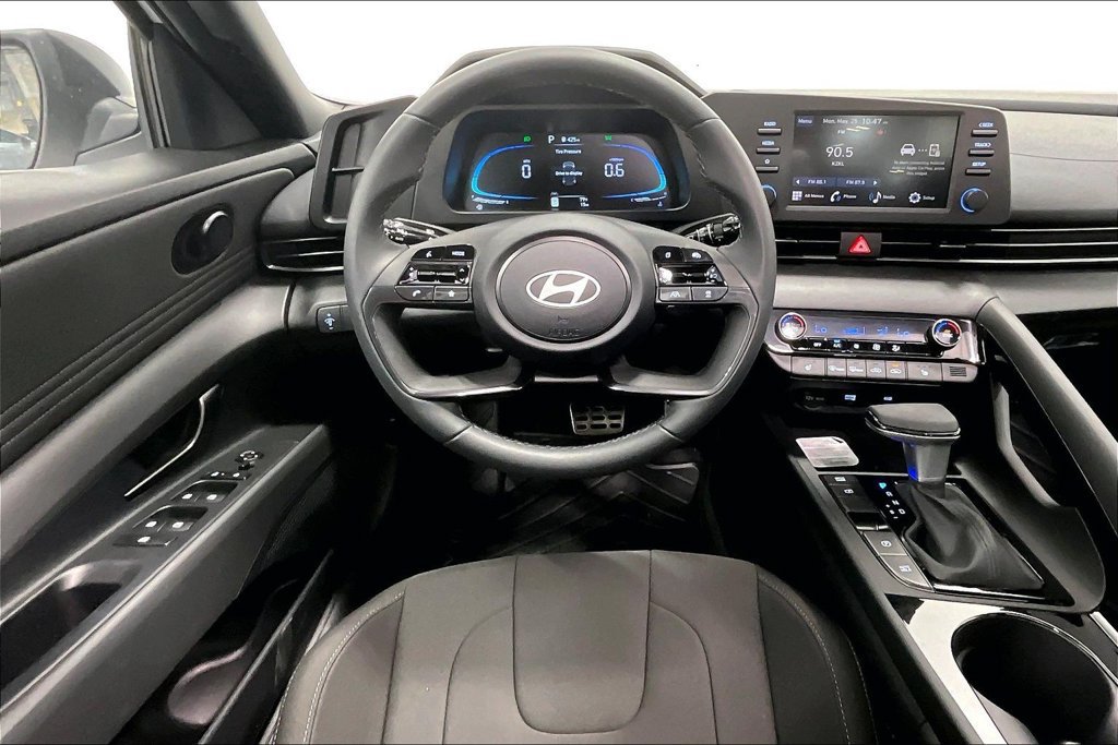 New 2026 Hyundai Elantra SEL Sport Premium FWD image 11