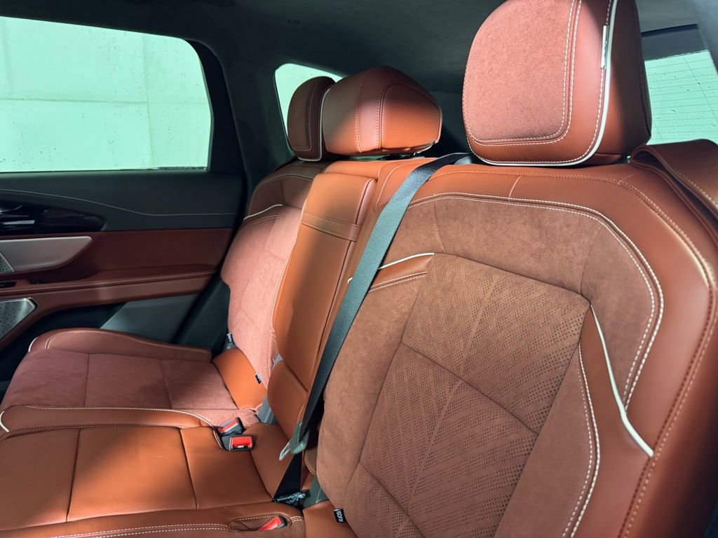 New 2024 Lincoln Nautilus Black Label w/ Jet Appearance Package (87T) image 56