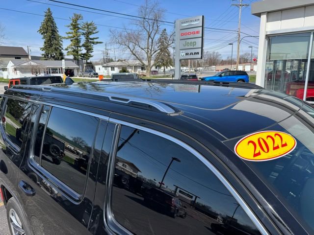 Used 2022 Jeep Wagoneer Series II w/ Premium Group I AWD/4WD image 4