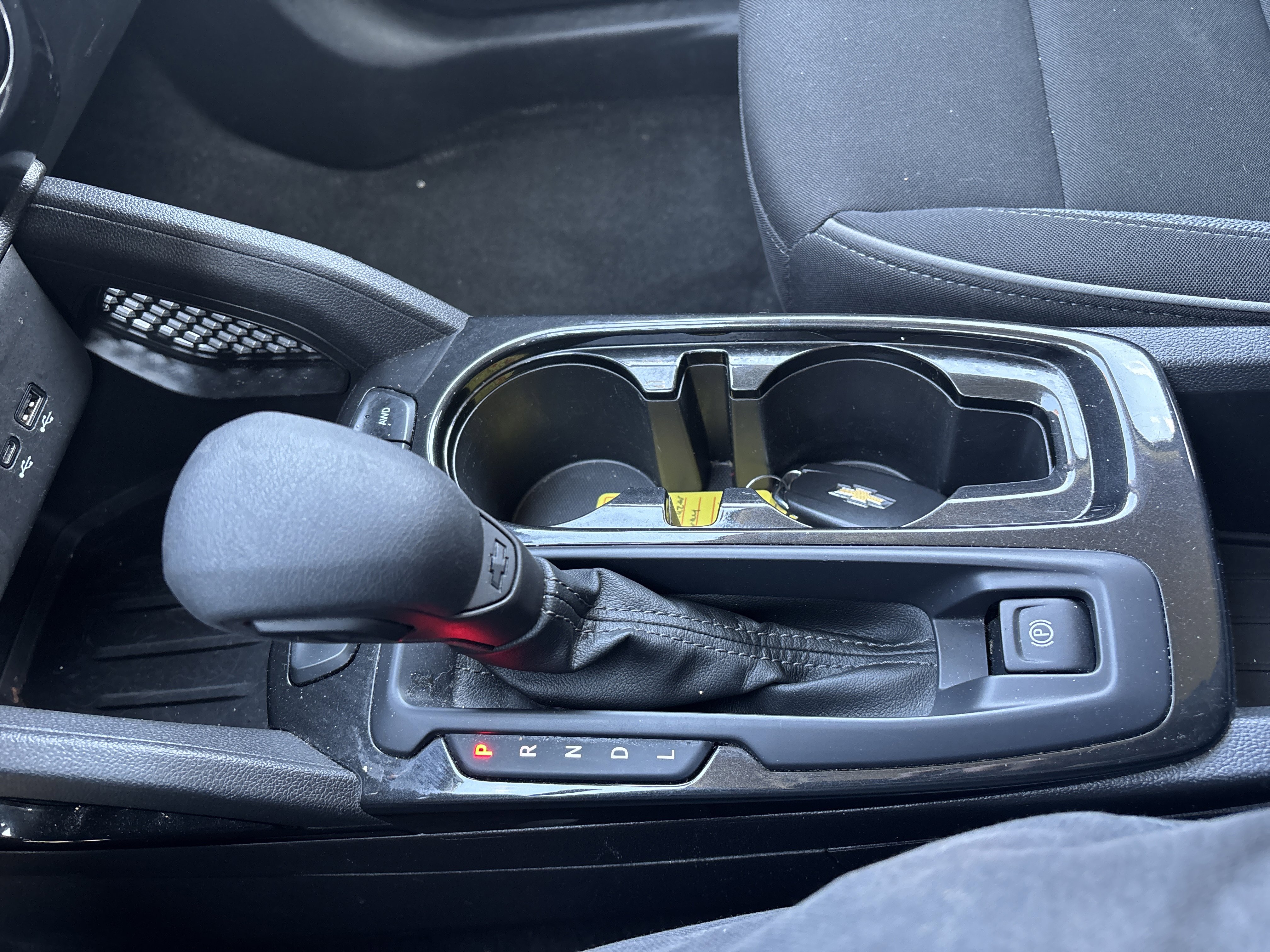 Used 2025 Chevrolet TrailBlazer LT AWD/4WD image 24