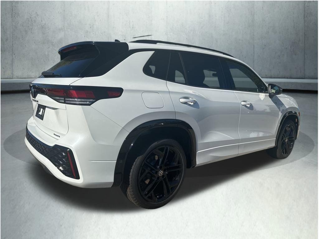 New 2025 Volkswagen Tiguan SE R-Line image 8