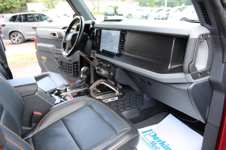 Used 2021 Ford Bronco Badlands image 30