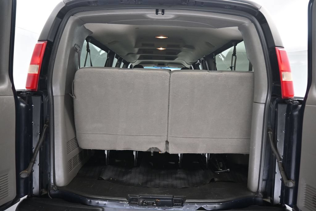 Used 2014 Chevrolet Express 3500 LS RWD image 45