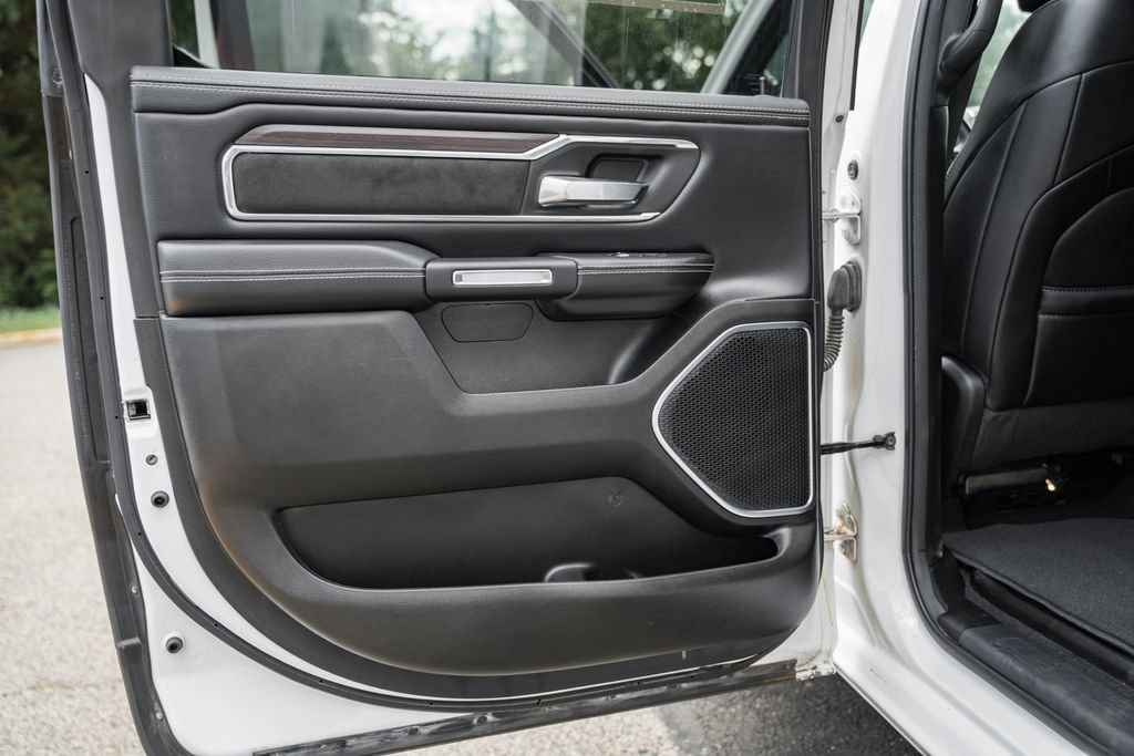 Certified 2025 RAM 1500 Laramie AWD/4WD image 30