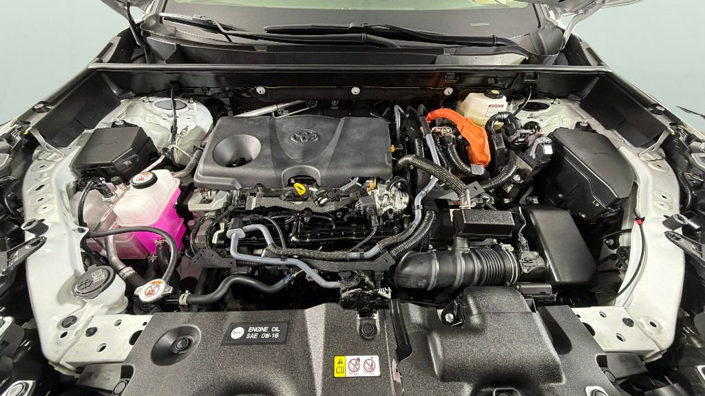 Used 2023 Toyota RAV4 XLE Premium AWD/4WD image 37