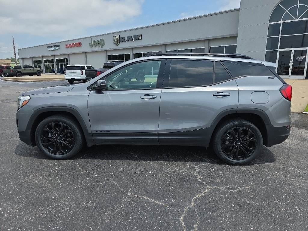 Used 2020 GMC Terrain SLT w/ Preferred Package AWD/4WD image 9