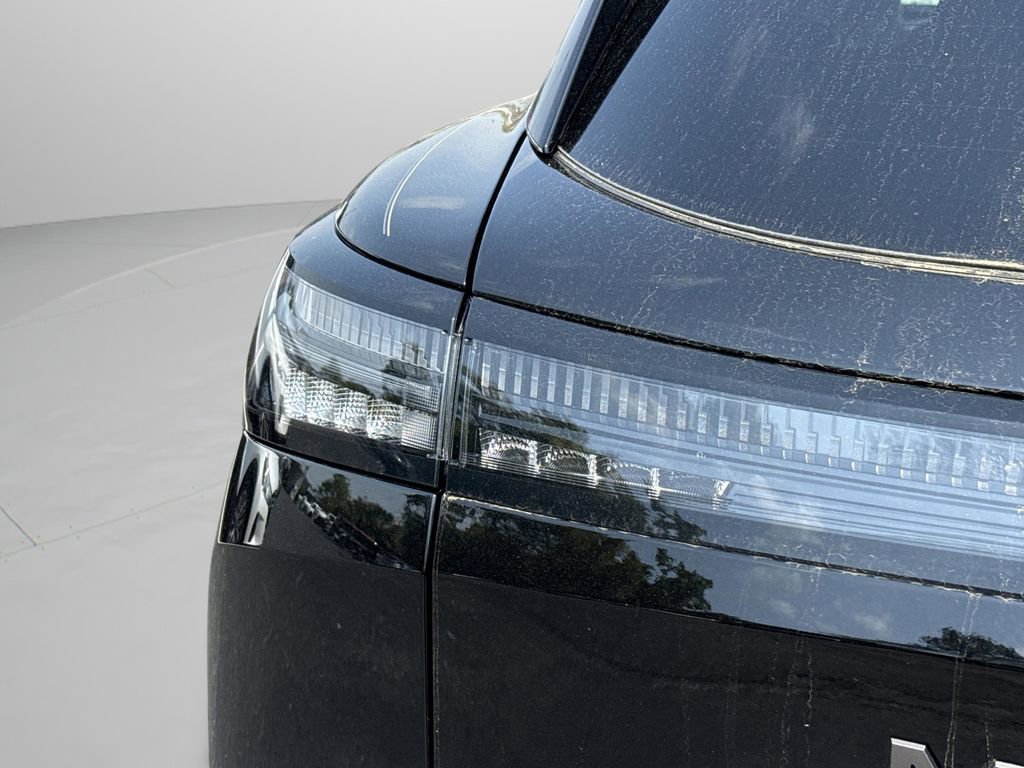 Certified 2025 Nissan Murano SV image 18