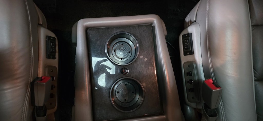 Used 2019 GMC Savana 2500 Extended w/ Enhanced Convenience Package image 11