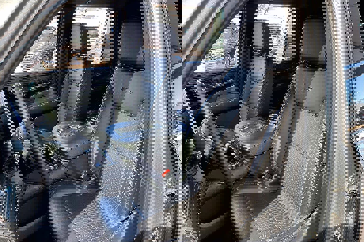 Certified 2023 GMC Yukon Denali image 8