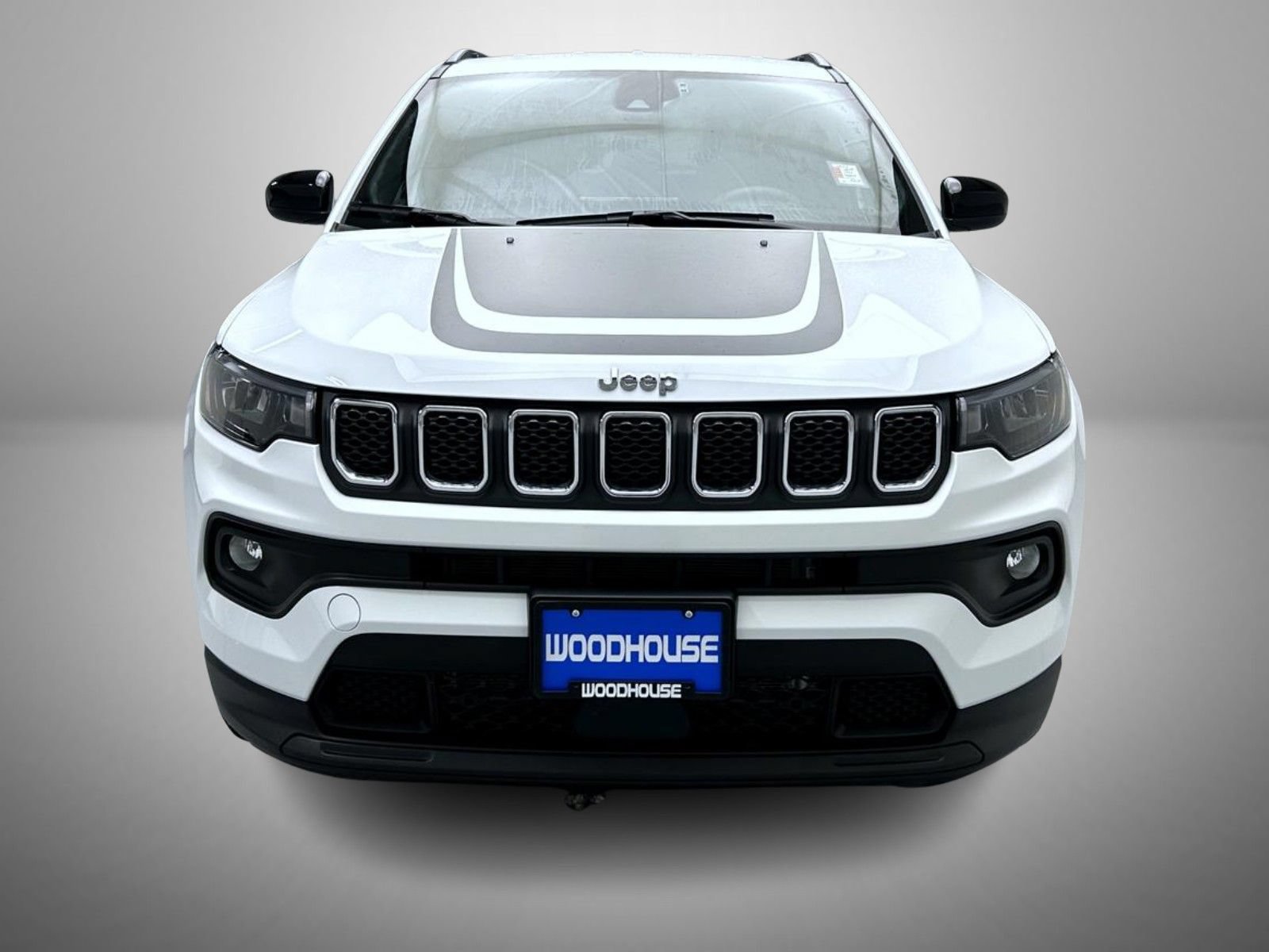 Used 2023 Jeep Compass Latitude w/ Mopar Graphics Package AWD/4WD image 2