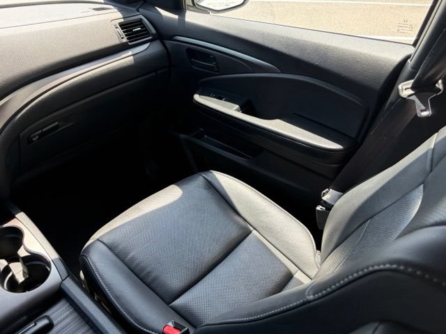 Used 2023 Honda Passport EX-L image 35