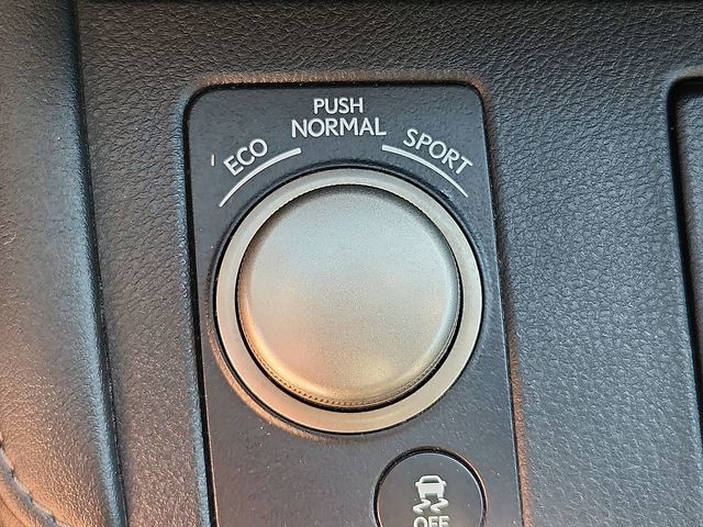 Used 2016 Lexus ES 350 w/ Navigation System Package image 25