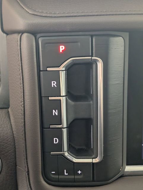 Used 2021 GMC Yukon Denali w/ Denali Ultimate Package image 25