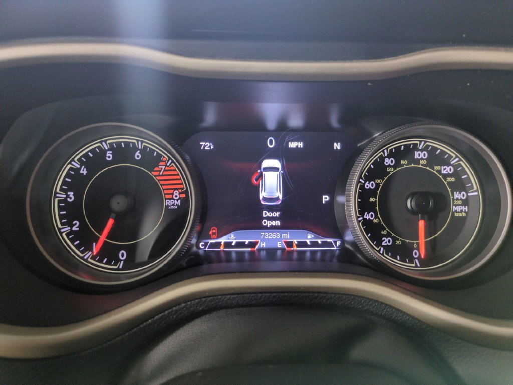 Used 2018 Jeep Cherokee Limited AWD/4WD image 19