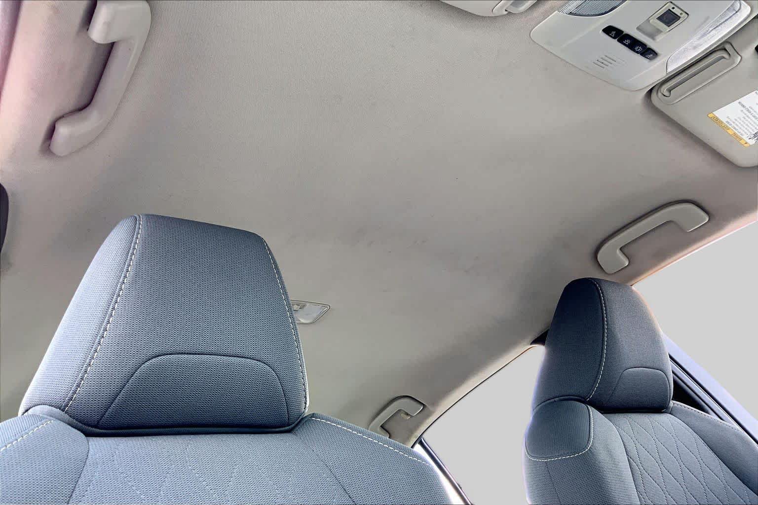 Used 2021 Toyota Corolla LE FWD image 14