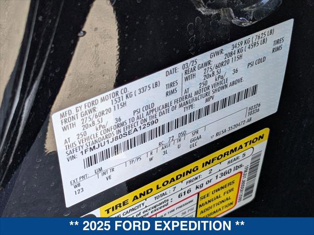 Certified 2025 Ford Expedition Active image 23