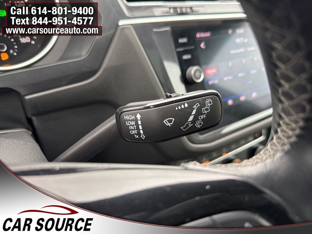Used 2020 Volkswagen Tiguan SE R-Line image 28