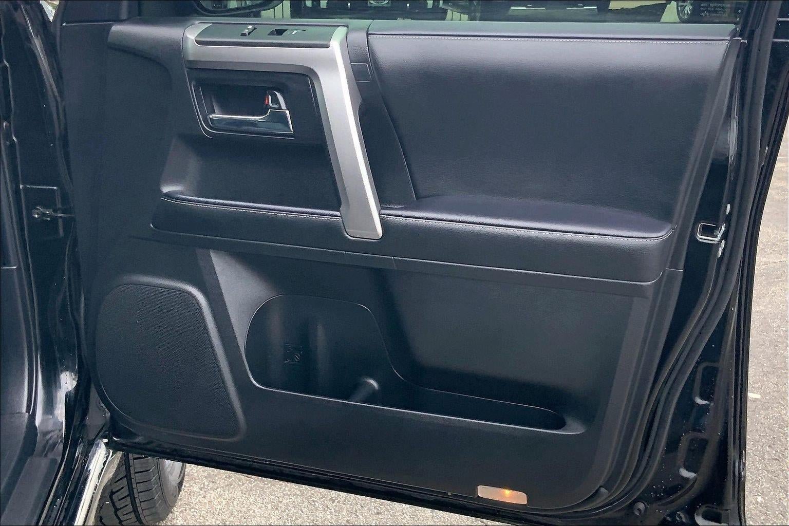 Used 2024 Toyota 4Runner Limited AWD/4WD image 24