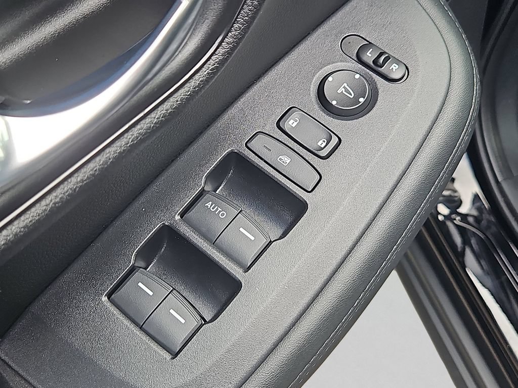 Used 2024 Honda HR-V LX image 21