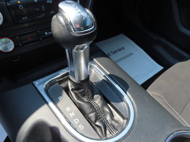 Used 2018 Ford Mustang Coupe RWD image 32