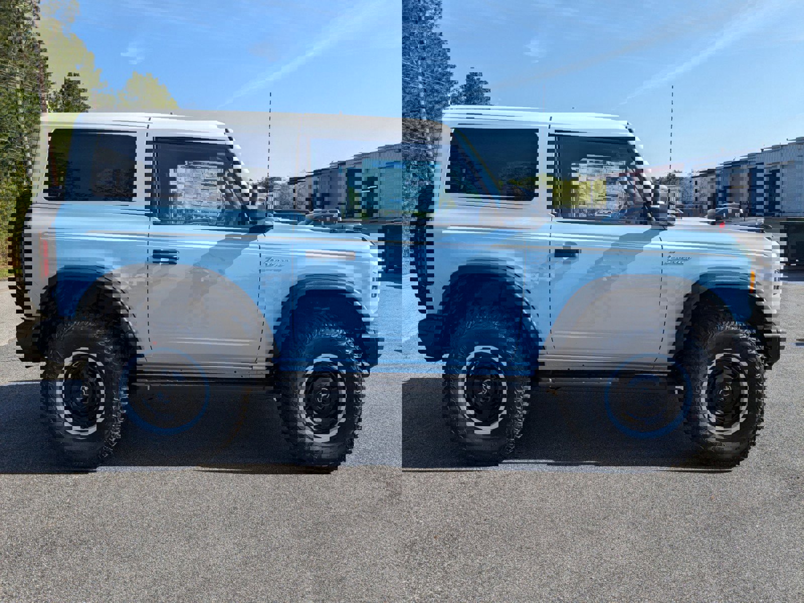 New 2024 Ford Bronco Heritage Edition image 3