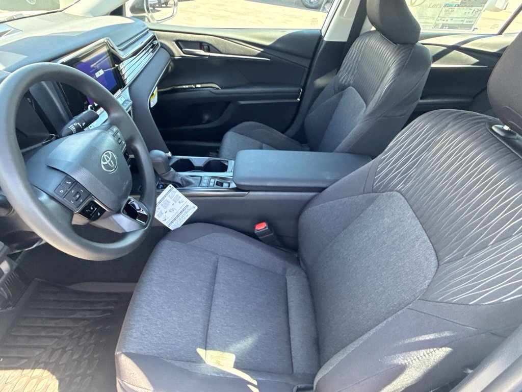 New 2026 Toyota Camry LE w/ Convenience Package FWD image 18