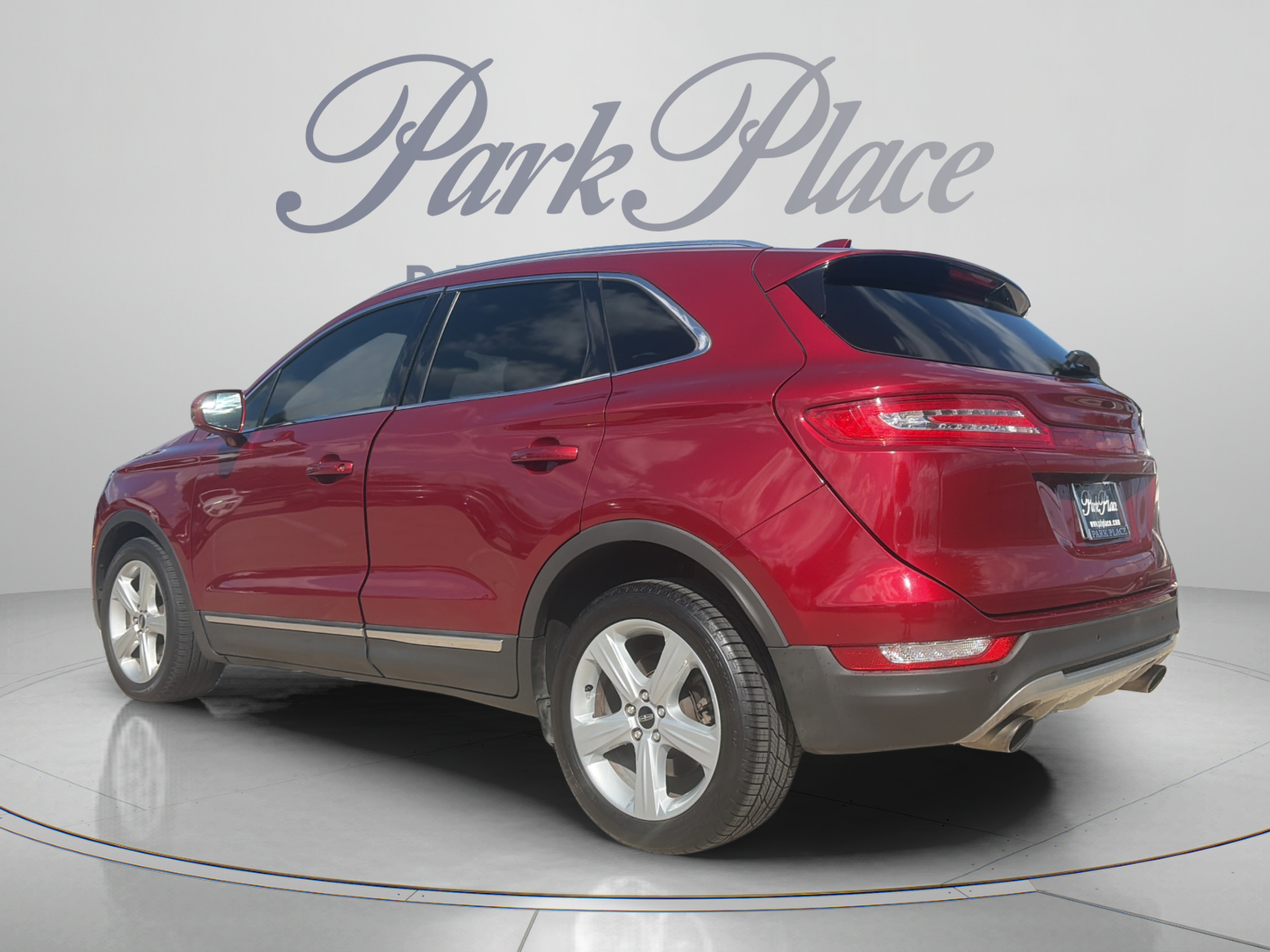 Used 2016 Lincoln MKC Premiere FWD image 3