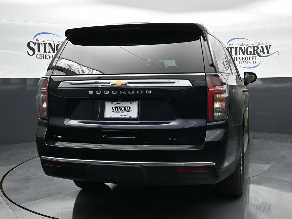 Used 2024 Chevrolet Suburban LT image 6